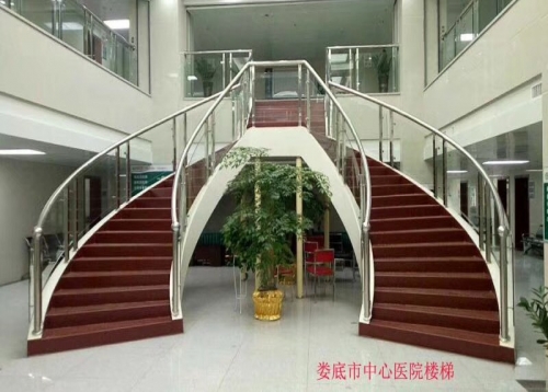 鋼結(jié)構(gòu)樓梯